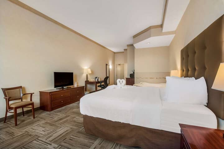 Room 49 of 118