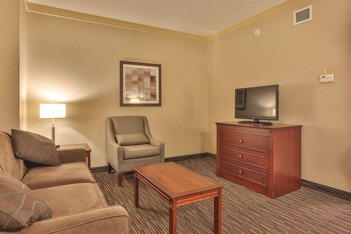 Room 37 of 118