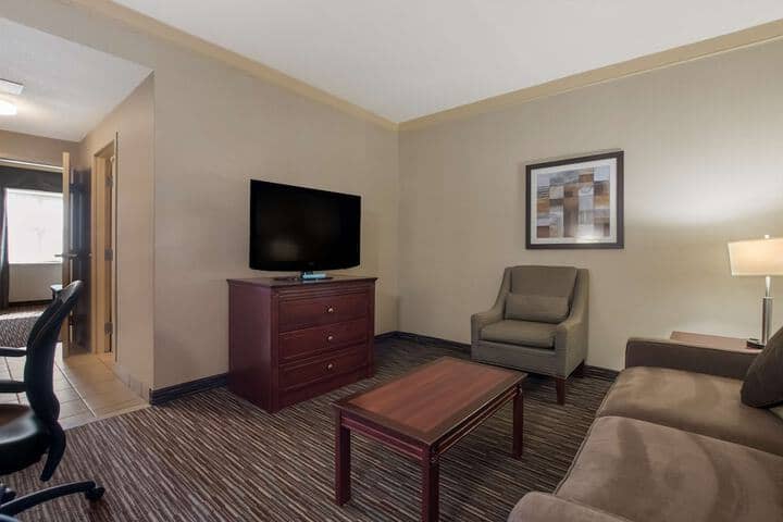 Room 41 of 118